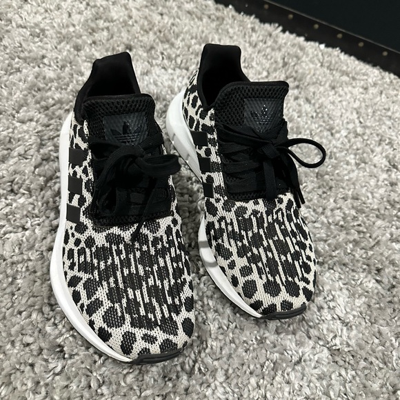 Adidas Monochrome Knit Sneakers - Picture 2 of 9